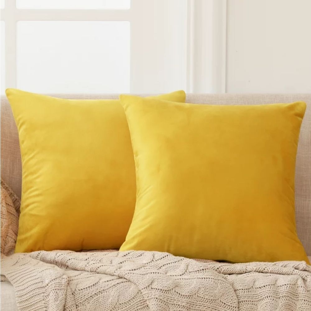 TELERIE VISCONTI VENETIAN VELVET ITALIAN LUXURY PILLOW 20" x 20" SHAM YELLOW